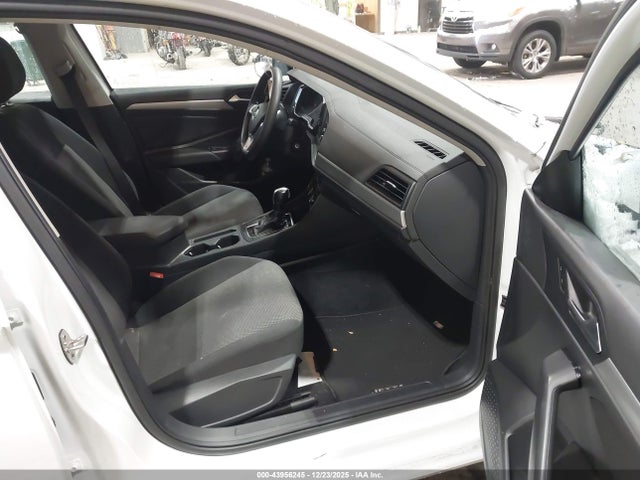 2021 VOLKSWAGEN JETTA 3VWC57BU0MM072517 Photo 4