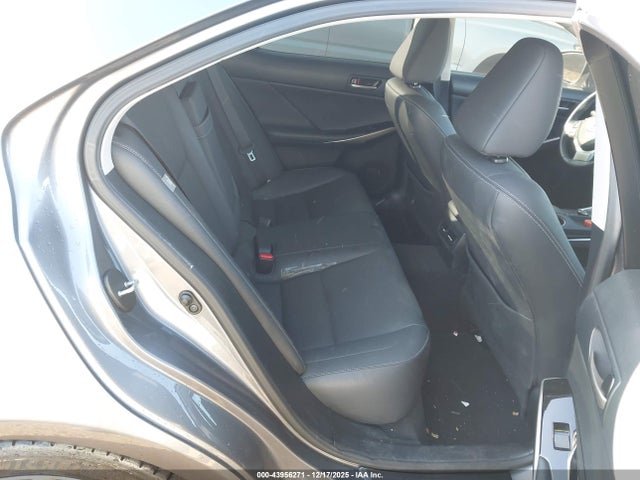 Lexus IS 300 2019 JTHBA1D28K5093720 Image 8
