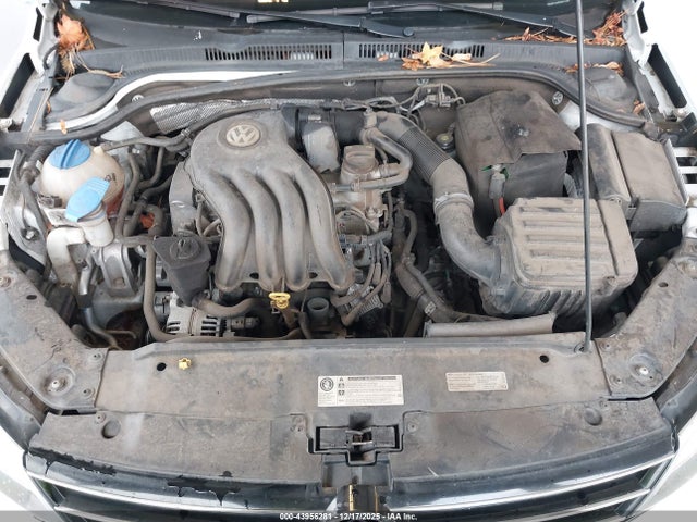 Aukcja sprzedaży 2015 Volkswagen Jetta 2.0l S, vin: 3VW2K7AJ6FM241065, numer aukcji: 43956281