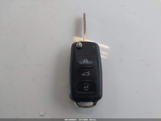 Aukcja sprzedaży 2015 Volkswagen Jetta 2.0l S, vin: 3VW2K7AJ6FM241065, numer aukcji: 43956281
