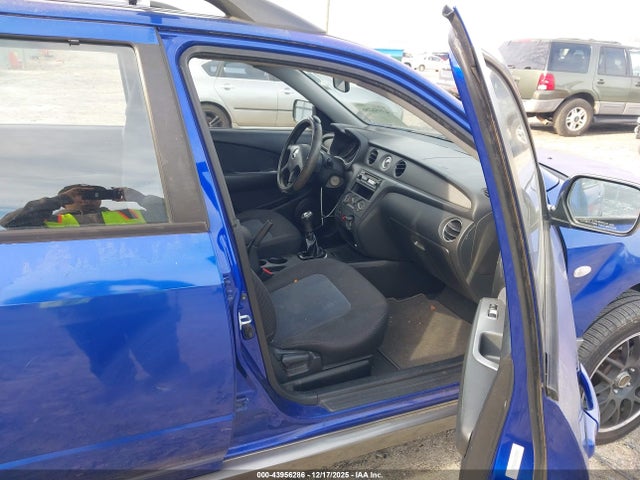 2005 MITSUBISHI OUTLANDER JA4LZ31F95U026954 Photo 4