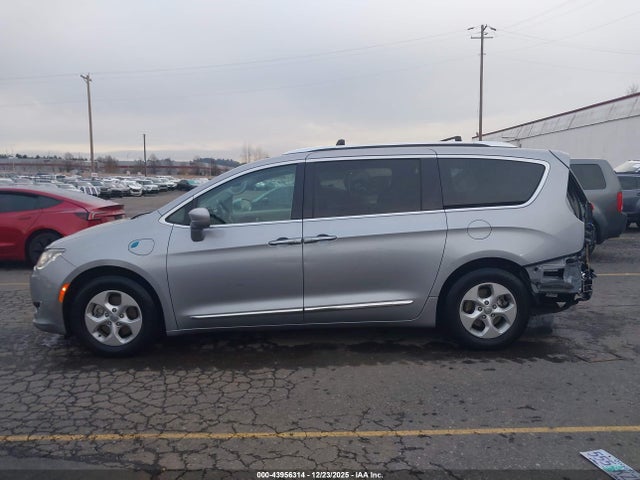 2C4RC1L74JR230113 Chrysler Pacifica Hybrid Touring L