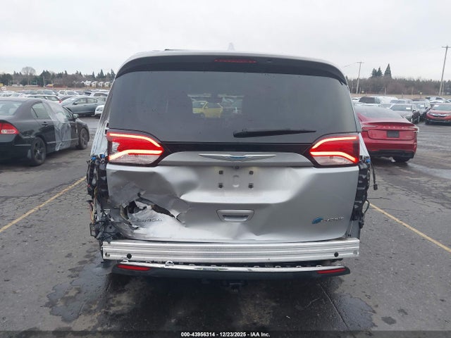 2C4RC1L74JR230113 Chrysler Pacifica Hybrid Touring L