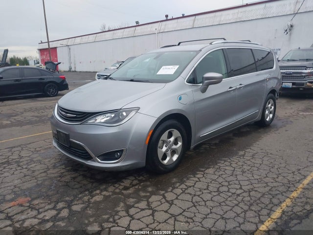 2C4RC1L74JR230113 Chrysler Pacifica Hybrid Touring L