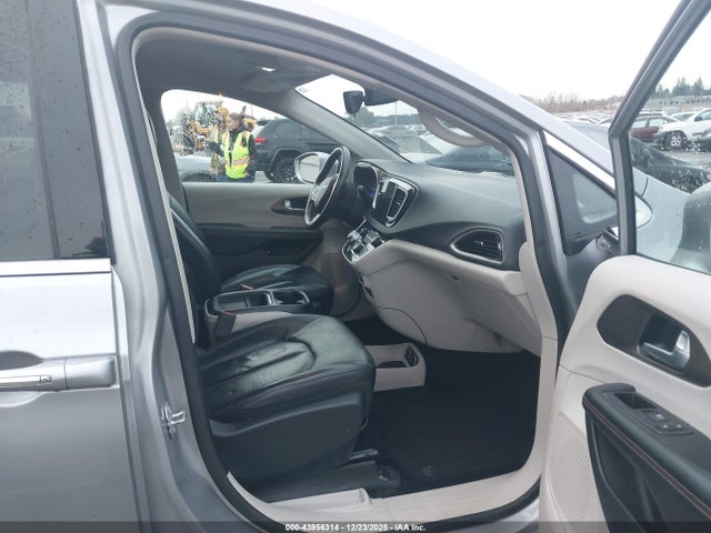 2C4RC1L74JR230113 Chrysler Pacifica Hybrid Touring L