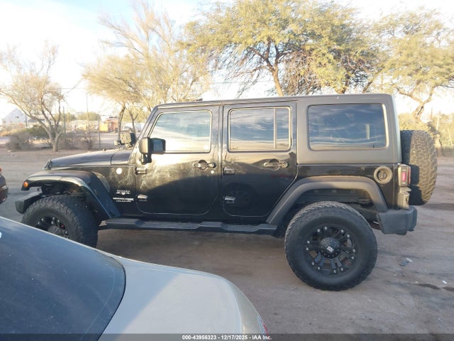 1C4HJWEG7JL873463 Jeep Wrangler Jk Unlimited Sahara