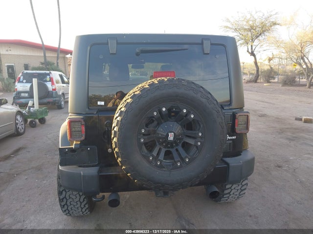 1C4HJWEG7JL873463 Jeep Wrangler Jk Unlimited Sahara