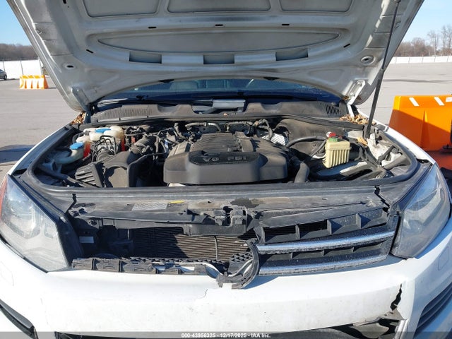 2014 VOLKSWAGEN TOUAREG WVGEF9BP2ED005750 Photo 9