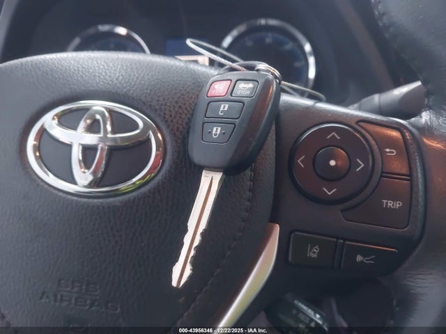 2019 TOYOTA COROLLA 2T1BURHEXKC229392 Photo 10