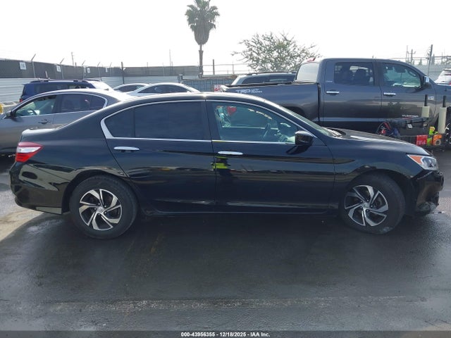 1HGCR2F30HA135826 Honda ACCORD LX