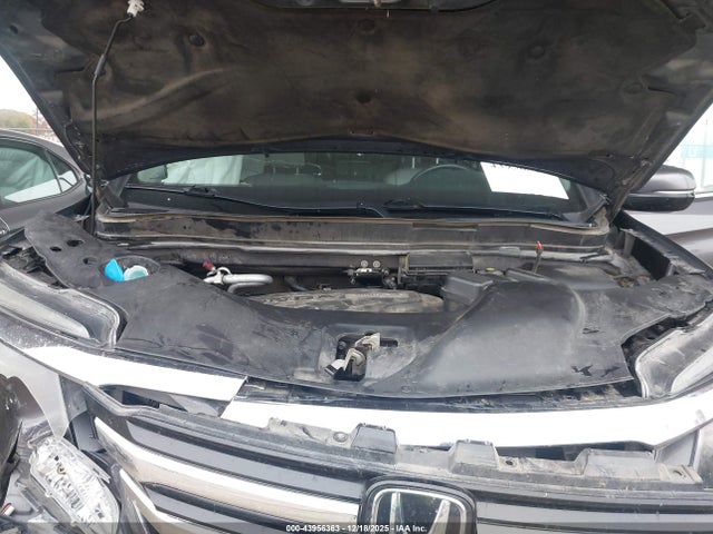 5FNYF6H90GB013625 Honda Pilot Touring
