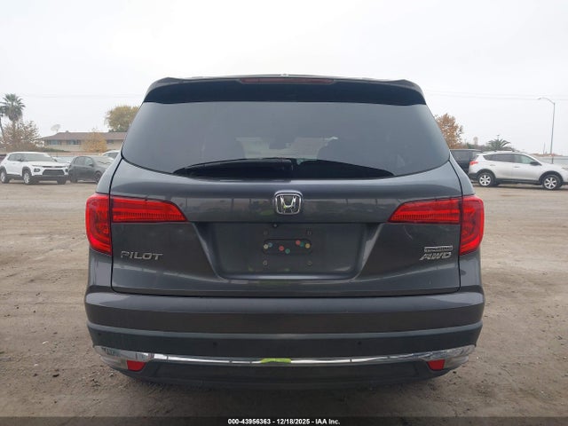 5FNYF6H90GB013625 Honda Pilot Touring