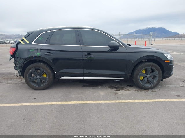 WA1BNAFY9J2092254 Audi Q5 2.0t Premium/2.0t Tech Premium