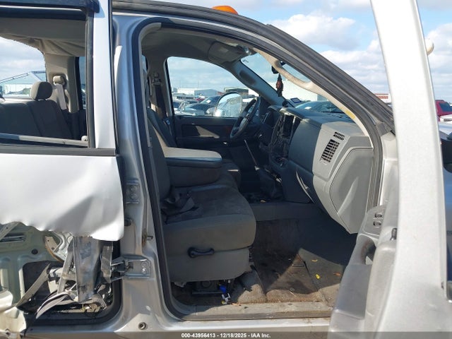 Продажа на аукционе авто 2006 Dodge Ram 3500 Slt/sport, vin: 3D7ML48C26G119001, номер лота: 43956413