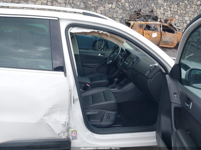 Продаж на аукціоні авто 2013 Volkswagen Tiguan S/se/sel, vin: WVGAV7AX2DW541690, номер лоту: 43956411