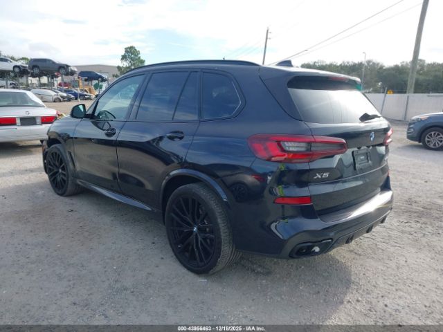 2022 BMW X5 5UXCR6C01N9K34988 Photo 2