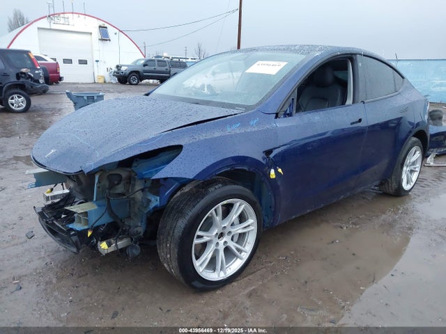 2022 TESLA MODEL Y 7SAYGDEE3NF362863 Photo 1