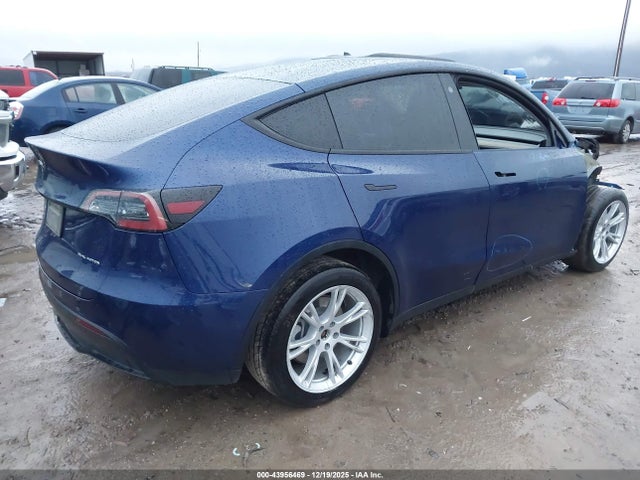 2022 TESLA MODEL Y 7SAYGDEE3NF362863 Photo 3