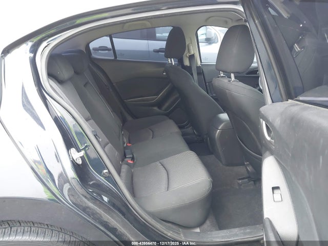 JM1BM1U70G1289492 Mazda Mazda3 I Sport