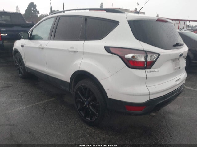 1FMCU0GD0HUD77387 Ford ESCAPE SE
