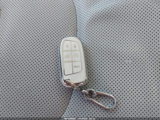 2019 JEEP CHEROKEE 1C4PJMDX8KD281566 Photo 10