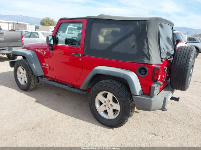 2010 JEEP WRANGLER 1J4AA2D12AL135393 Photo 2
