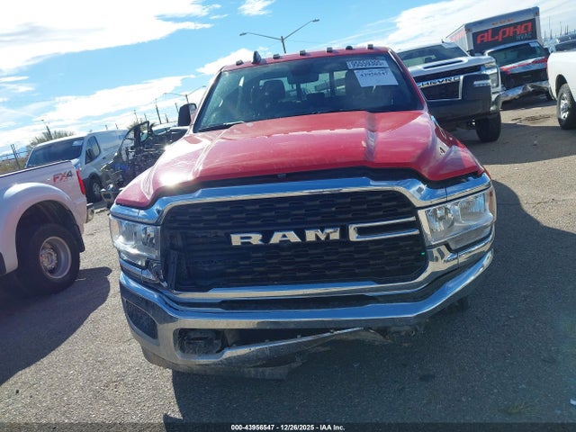 Продаж на аукціоні авто 2024 Ram 3500 Tradesman  4x4 8' Box, vin: 3C63RRGL9RG335443, номер лоту: 43956547