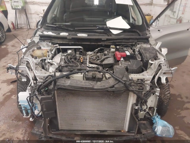 2022 MITSUBISHI OUTLANDER JA4J4UA80NZ020864 Photo 9