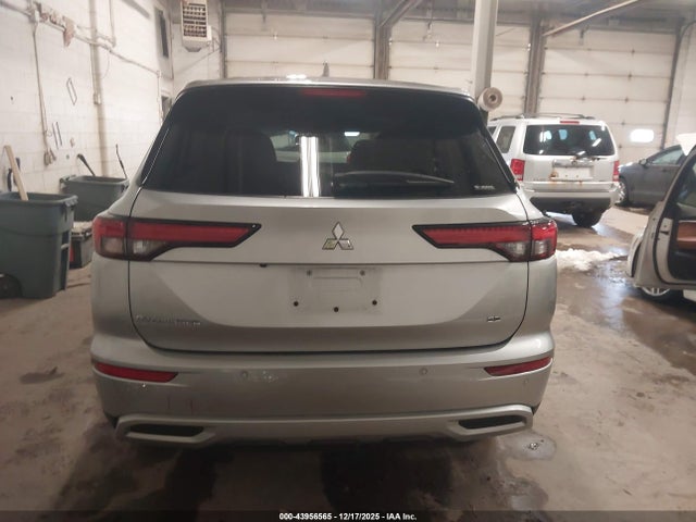 Продаж на аукціоні авто 2022 Mitsubishi Outlander Black Edition S-awc/se 2.5 S-awc/se Launch Edition S-awc, vin: JA4J4UA80NZ020864, номер лоту: 43956565