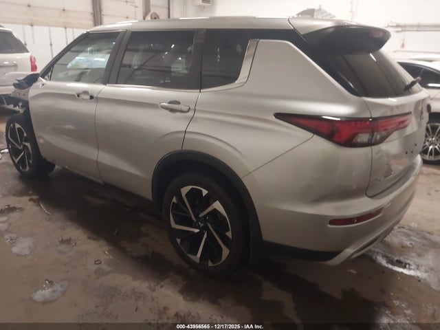 2022 MITSUBISHI OUTLANDER JA4J4UA80NZ020864 Photo 2