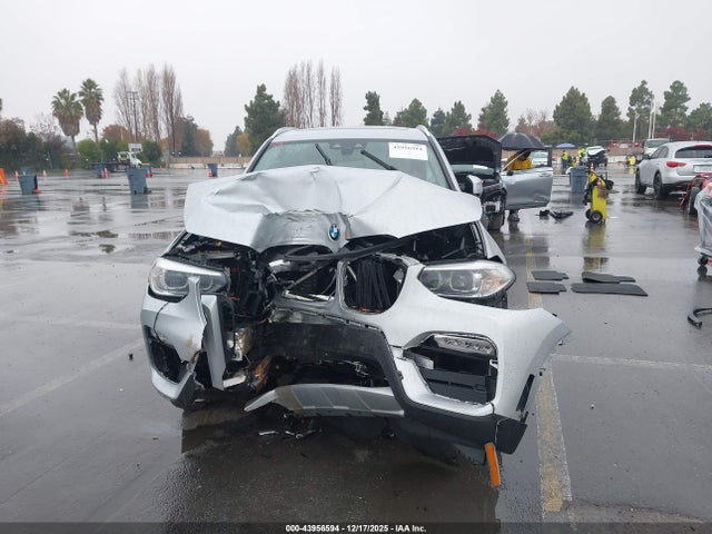 2019 BMW X3 5UXTR9C55KLR06031 Photo 5