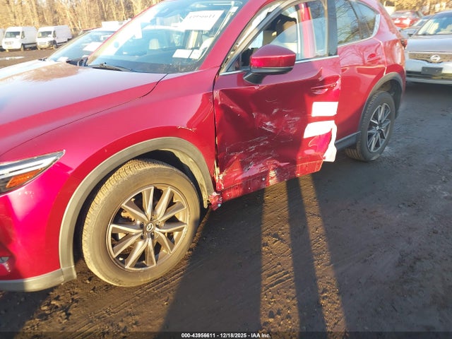 43956611 :رقم المزاد ، JM3KFBDM5J0316826 vin ، 2018 Mazda Cx-5 Grand Touring مزاد بيع