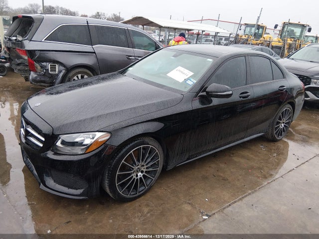 2018 Mercedes-benz C 300 მანქანა იყიდება აუქციონზე, vin: WDDWF4JB5JR415687, აუქციონის ნომერი: 43956614