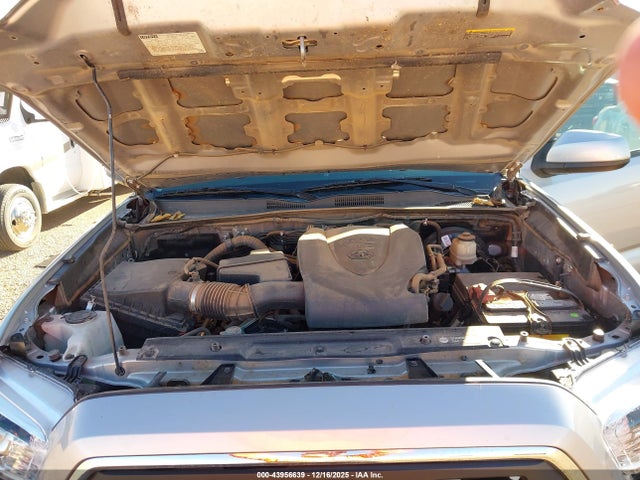 5TFAZ5CN7HX052775 Toyota Tacoma Sr5 V6