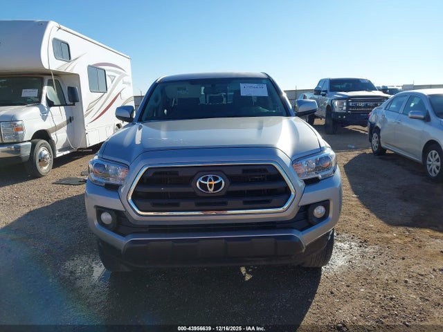5TFAZ5CN7HX052775 Toyota Tacoma Sr5 V6
