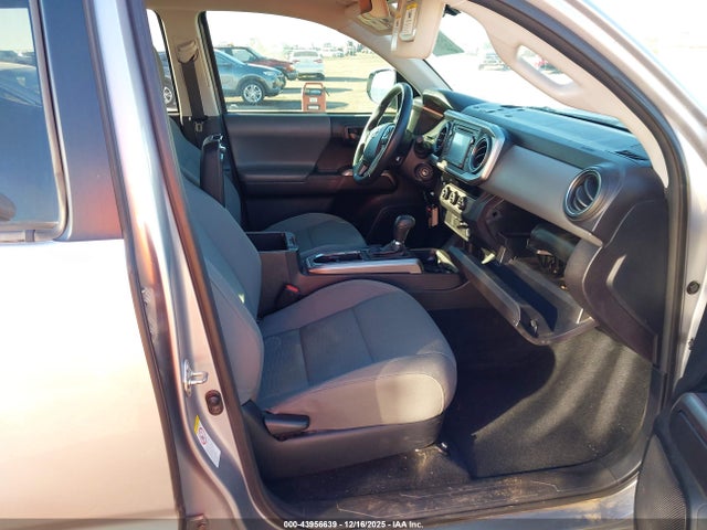 5TFAZ5CN7HX052775 Toyota Tacoma Sr5 V6