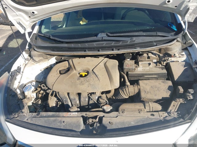 KNAFK5A8XG5602565 KIA FORTE LX