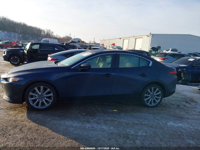 43956658 :رقم المزاد ، 3MZBPACM9RM415057 vin ، 2024 Mazda Mazda3 2.5 S Preferred مزاد بيع