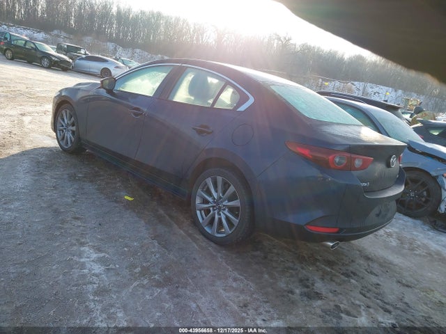 2024 MAZDA MAZDA3 3MZBPACM9RM415057 Photo 2