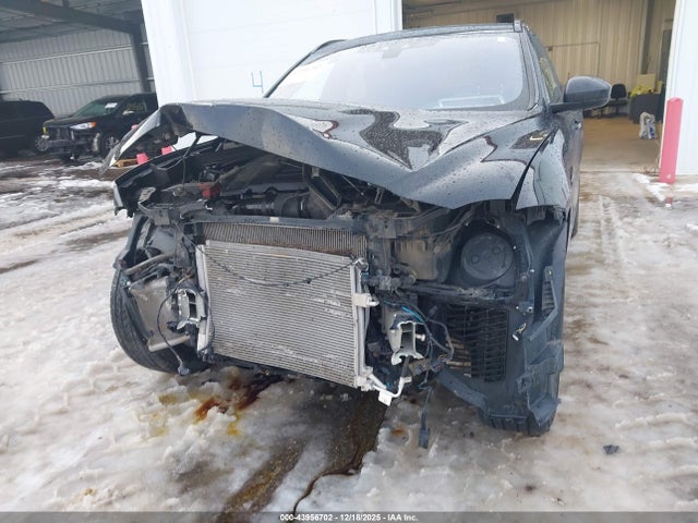 2018 JAGUAR F-PACE SADCJ2FX5JA325530 Photo 5