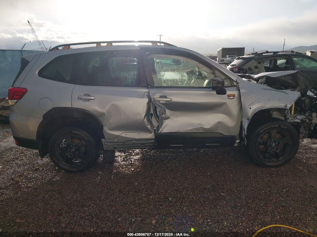 2022 Subaru Forester Wilderness მანქანა იყიდება აუქციონზე, vin: JF2SKAMC2NH435660, აუქციონის ნომერი: 43956707