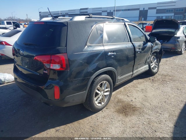 Продаж на аукціоні авто 2015 Kia Sorento Lx, vin: 5XYKT4A6XFG630315, номер лоту: 43956752