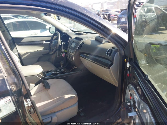 Продаж на аукціоні авто 2015 Kia Sorento Lx, vin: 5XYKT4A6XFG630315, номер лоту: 43956752