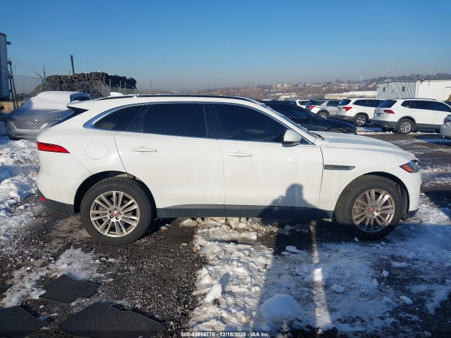 Jaguar F-pace 35t Prestige 2017 SADCK2BV2HA890328 Image 13