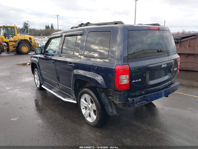 1C4NJRFB1FD135635 Jeep Patriot Latitude