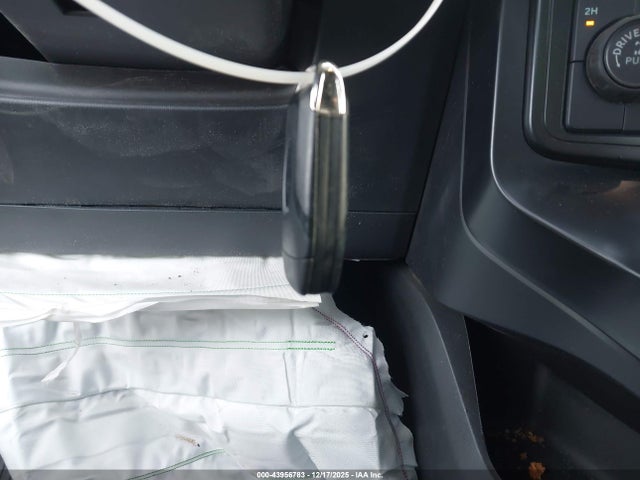 1FTFW2L56RKE34176 Ford F-150 Stx