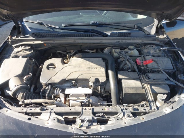 1G1ZD5ST3LF034556 Chevrolet Malibu Fwd Lt