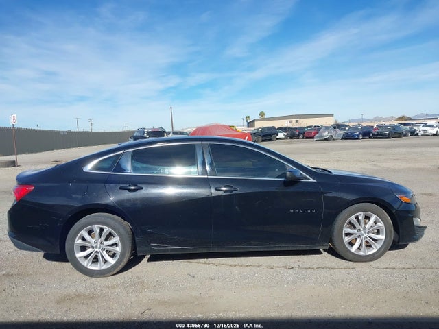 1G1ZD5ST3LF034556 Chevrolet Malibu Fwd Lt