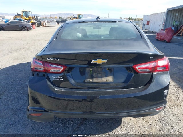 1G1ZD5ST3LF034556 Chevrolet Malibu Fwd Lt