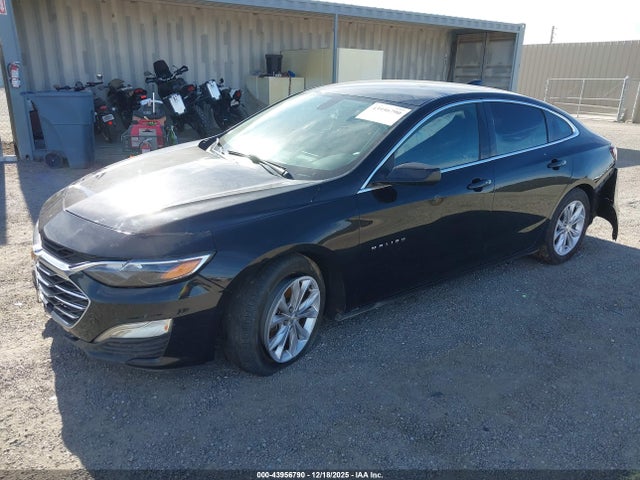 1G1ZD5ST3LF034556 Chevrolet Malibu Fwd Lt